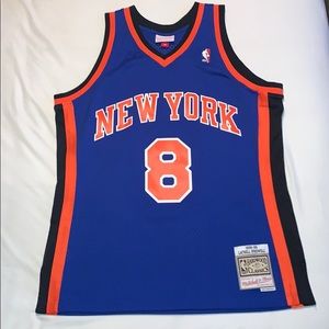 Mitchell & Ness Throwback Jersey